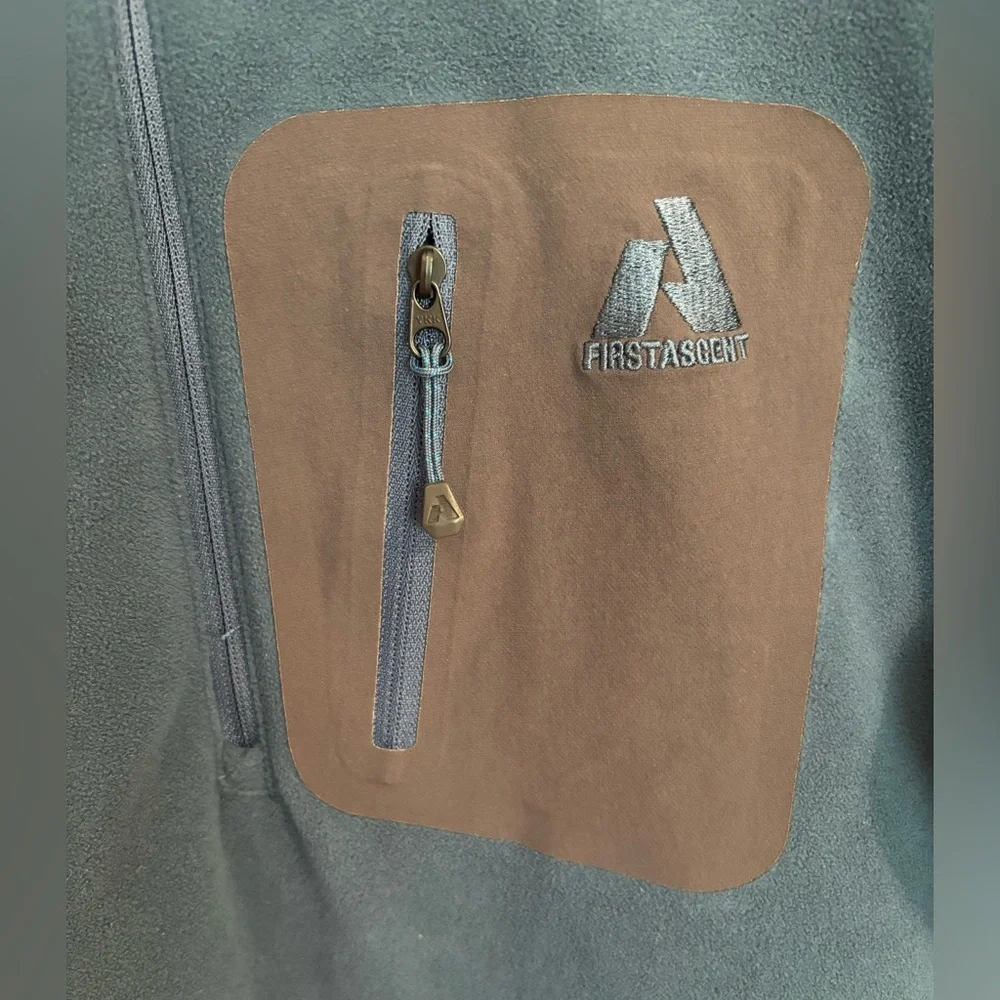 Eddie Bauer First Ascent half zip fleece
